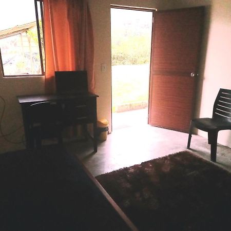 באניוס Montano Camping & Hostel מראה חיצוני תמונה