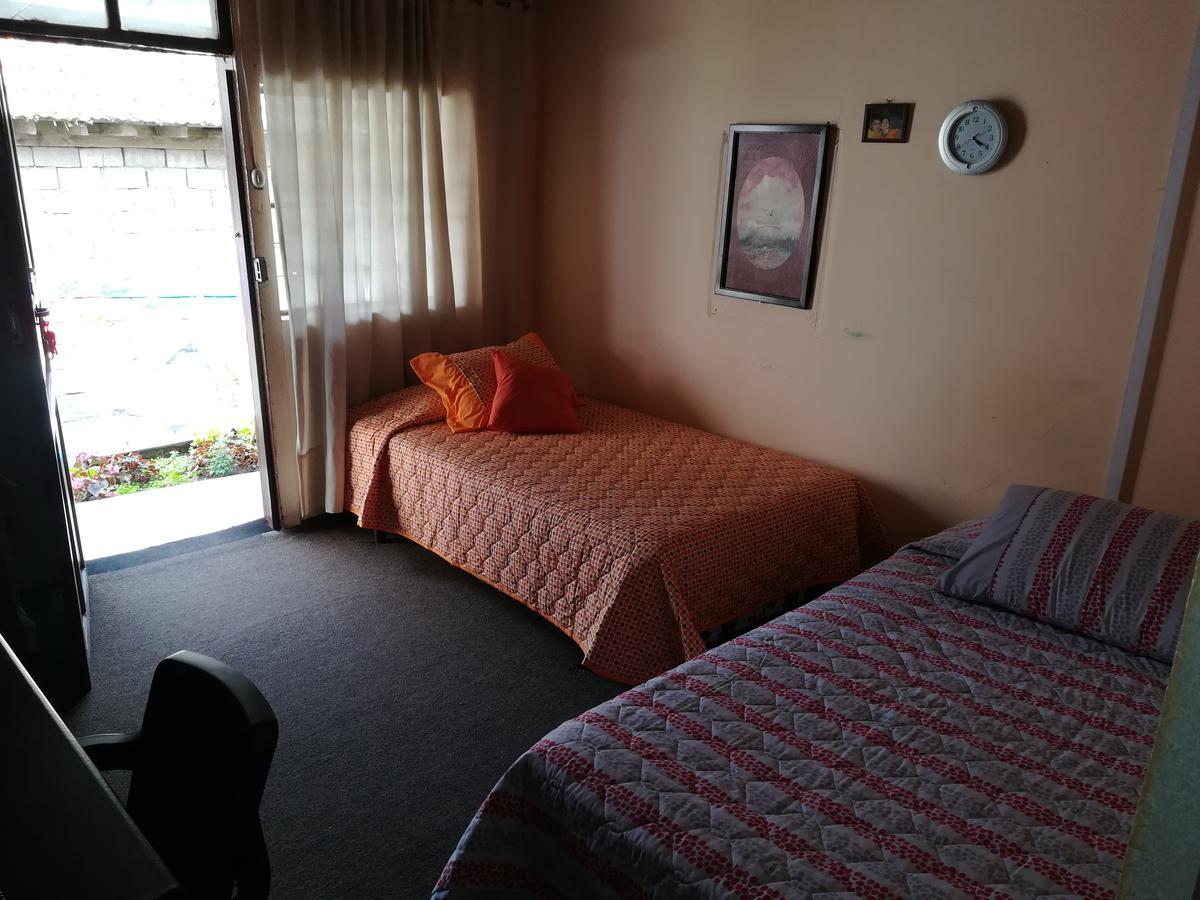 באניוס Montano Camping & Hostel מראה חיצוני תמונה