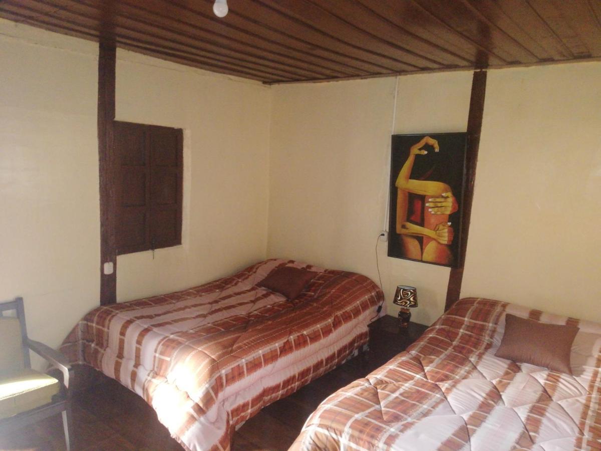 באניוס Montano Camping & Hostel מראה חיצוני תמונה