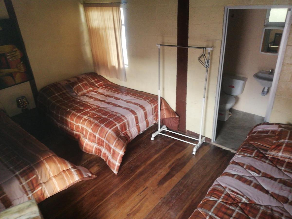 באניוס Montano Camping & Hostel מראה חיצוני תמונה